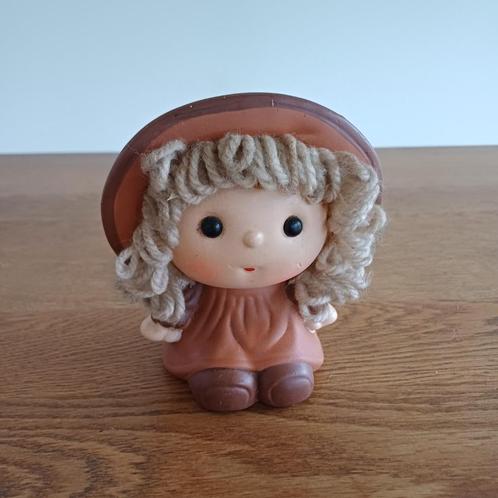 Vintage spaarpot meisje, Verzamelen, Spaarpotten, Gebruikt, Overige thema's, Steen, Aardewerk of Keramiek, Ophalen of Verzenden