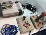 Nintendo NES Origineel 1987 met controllers joystick Arcade, Spelcomputers en Games, Spelcomputers | Nintendo NES, Met 2 controllers