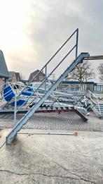 Stalen trap gegalv hoog 2,65mtr  nog005, Doe-het-zelf en Verbouw, Ladders en Trappen, Ophalen of Verzenden, Trap, Zo goed als nieuw