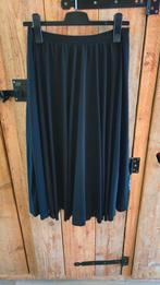 h&m zwarte zwierige midi rok maat M, Kleding | Dames, Rokken, Maat 38/40 (M), H&M, Zwart, Ophalen of Verzenden