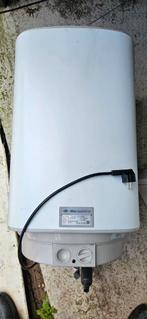 Te koop itho daalderop 50 liter boiler, Doe-het-zelf en Verbouw, Geisers en Boilers, Ophalen, 20 tot 100 liter, Boiler, Minder dan 3 jaar oud