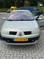 Renault Mégane 1.6 16V Sedan Autbas Euro4 2003 Grijs, Voorwielaandrijving, Stof, 4 cilinders, USB