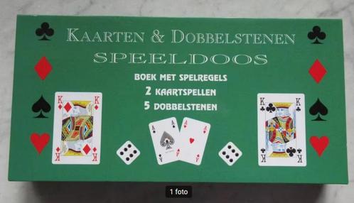 Kaarten en dobbelstenen speeldoos, Hobby en Vrije tijd, Gezelschapsspellen | Bordspellen, Zo goed als nieuw, Ophalen of Verzenden