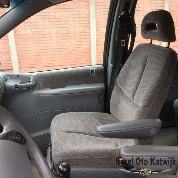 Voorstoel rechts Chrysler Voyager / Grand Voyager 1998-2000, Auto-onderdelen, Interieur en Bekleding, Gebruikt, Ophalen of Verzenden