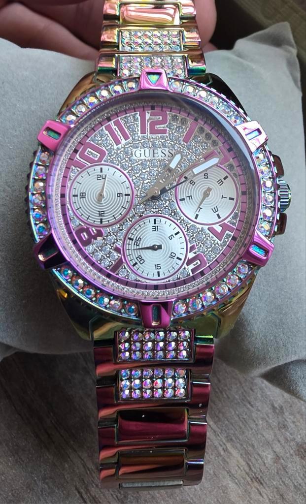 Guess 'Queen' Horloge Purple, Sieraden, Tassen en Uiterlijk, Horloges | Dames, Zo goed als nieuw, Polshorloge, Guess, Staal, Staal