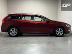 Volvo V60 2.0 T4 Summum Navi Leer Camera Memory Trekh., Auto's, Volvo, Gebruikt, Leder, Handgeschakeld, 1600 kg