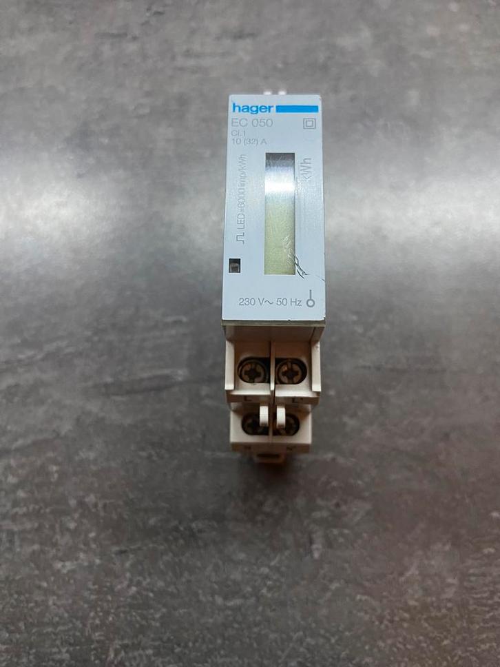 Hager kWh meter 1 fase - stroommeter - EC 050 - 32a - #1, Hobby en Vrije tijd, Elektronica-componenten, Gebruikt, Ophalen of Verzenden