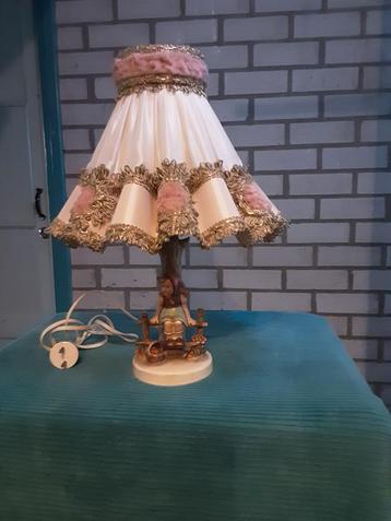 Hummeltje lamp beschikbaar voor biedingen