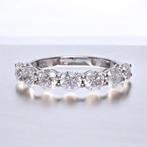 18K White Gold Alliance Ring with 2.80 CRT Diamonds, Sieraden, Tassen en Uiterlijk, Ringen, Wit, Ophalen of Verzenden, Zo goed als nieuw