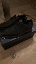 Nieuw in doos maat 42, Zwart, Nieuw, Ophalen of Verzenden, Veterschoenen
