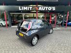 Toyota Aygo 1.0 VVT-i x-fun Airco/El.ramen/Nw.koppeling/5drs, Voorwielaandrijving, Gebruikt, Euro 6, 4 stoelen