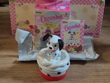 SALE Disney Miniso 101 Dalmatiers Cupcake doosje origineel beschikbaar voor biedingen