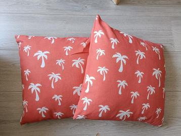 2x Xenos kussens palmboom oranje 40cmx40cm  beschikbaar voor biedingen