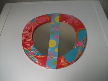 Spiegel of fotolijst oranje (nieuw) Nino Ideas beschikbaar voor biedingen