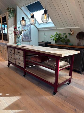Kookeiland, Toonbank, Werkbank, Oud Eiken, Dressoir beschikbaar voor biedingen