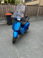 Vespa Sprint 2022 blauw 6200 KM, Fietsen en Brommers, Scooters | Vespa, Ophalen, Vespa S, Zo goed als nieuw, Benzine