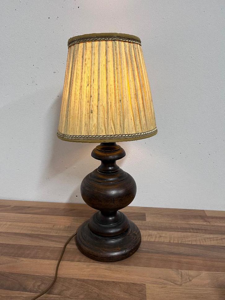 Houten tafellamp | stoffen kap, Huis en Inrichting, Lampen | Tafellampen, Gebruikt, 50 tot 75 cm, Hout, Stof, Ophalen of Verzenden
