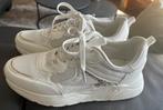Prachtige mooie witte dames sneaker Sub55 maat 40, Ophalen of Verzenden, Zo goed als nieuw, Wit, Sneakers of Gympen