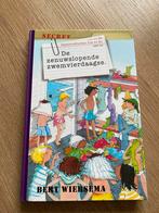 Detectivebureau Iris en Ko - De zenuwslopende zwemvierdaagse, Ophalen of Verzenden, Zo goed als nieuw, Overige onderwerpen