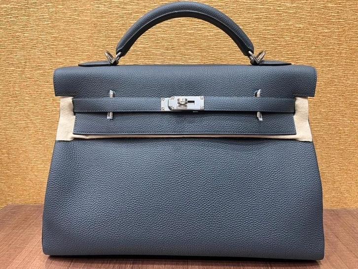 Hermès Kelly Maxi Bag Togo Leather Silver Hardware Engraved, Sieraden, Tassen en Uiterlijk, Tassen | Damestassen, Zo goed als nieuw