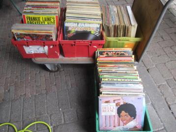 lp''ste koop +- 350 stuks van alles wat 99 euro heel lot beschikbaar voor biedingen