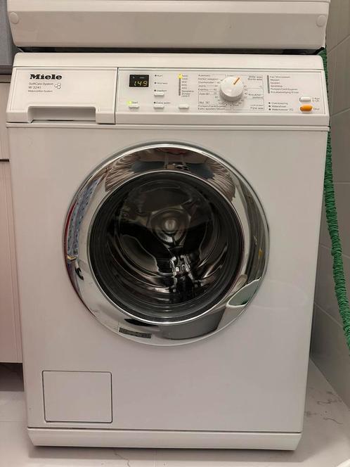 Miele W 3241 Softcare Wasmachine - onthard water kalkvrij, Witgoed en Apparatuur, Wasmachines, Gebruikt, 6 tot 8 kg, 85 tot 90 cm