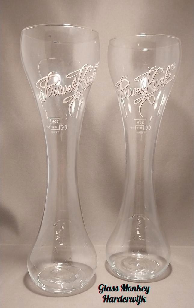 Pauwel kwak bierglazen. 25Cl ( zelfstaand ), Verzamelen, Biermerken, Zo goed als nieuw, Glas of Glazen, Overige merken, Ophalen of Verzenden
