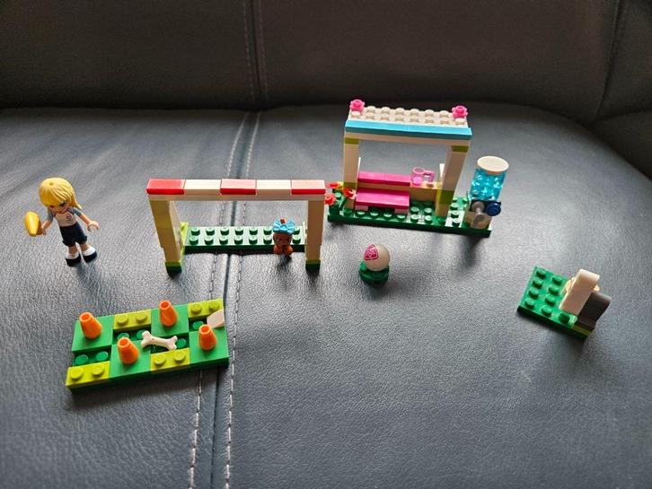 Lego Friends: 41011 - Stephanie's voetbal training, Kinderen en Baby's, Speelgoed | Duplo en Lego, Gebruikt, Lego, Complete set