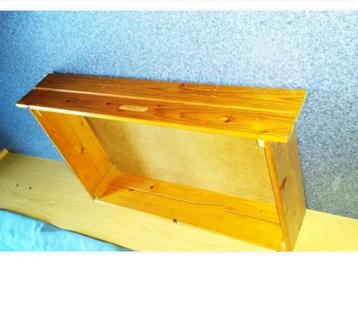 Hout Bedonderdelen Onderbedlade Bedlade. Boxlade op wielen beschikbaar voor biedingen