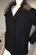 WARME ZWARTE JAS MET MOOIE BONTKRAAG MT 42, Kleding | Dames, Jassen | Winter, Verzenden, MODI&MODA, Zwart, Maat 42/44 (L)