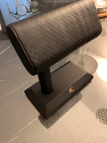 Horloges en sieraden houder.. beschikbaar voor biedingen