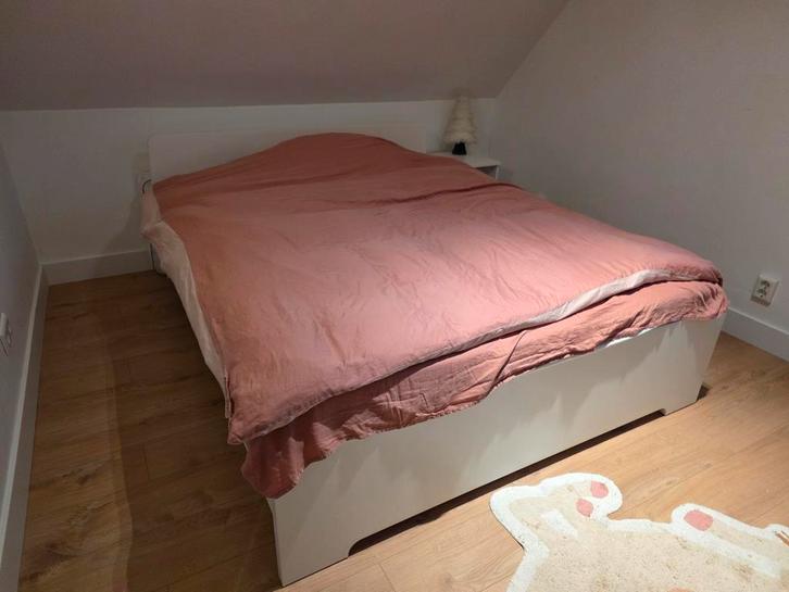 IKEA Tweepersoonsbed 160x200 + Matras - Nette Staat, Huis en Inrichting, Slaapkamer | Complete slaapkamers, Gebruikt, Tweepersoons