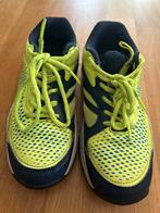 Hockeyschoenen - Maat 35, Sport en Fitness, Hockey, Ophalen, Gebruikt