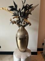 Kunstbloemen met goude vaas, Huis en Inrichting, Woonaccessoires | Zuilen en Pilaren, Ophalen, Zo goed als nieuw