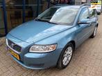 Volvo V50 2.4i Kinetic 170PK Youngtimer, Auto's, Voorwielaandrijving, Stof, Gebruikt, Zwart