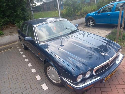 Jaguar XJ 3.2 Executive V8 2000 Blauw, Auto's, Jaguar, Particulier, XJ, Benzine, Sedan, Automaat, Origineel Nederlands, Blauw