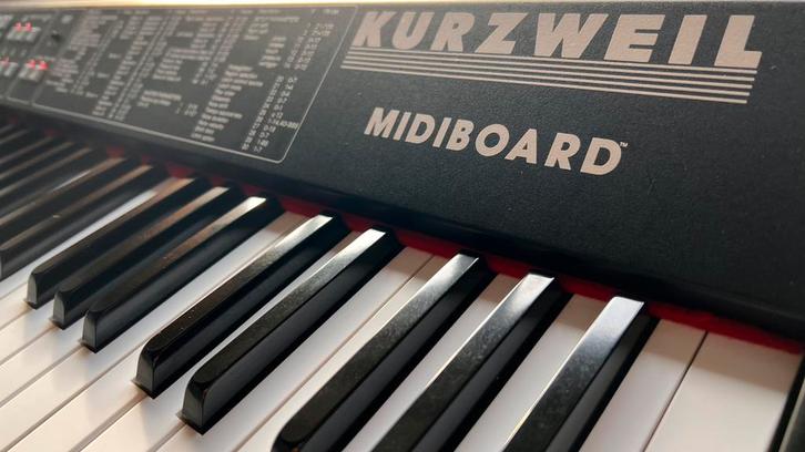 Kurzweil Midiboard - gewogen toetsen met poly aftertouch, Muziek en Instrumenten, Keyboards, Gebruikt, 88 toetsen, Overige merken