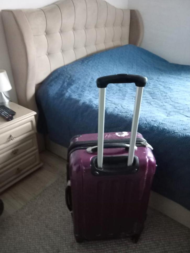 Paarse Trolley met Uitschuifbare Handgreep, Sieraden, Tassen en Uiterlijk, Koffers, Gebruikt, Hard kunststof, Minder dan 50 cm