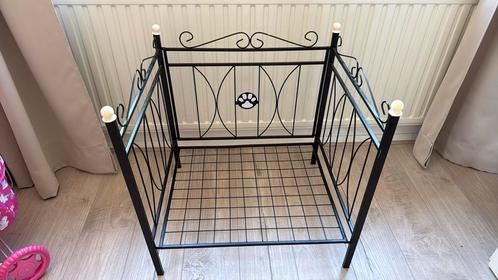 Metalen g / hondenbench –zwart honden bed mand, Antiek en Kunst, Antiek | Meubels | Bedden, Ophalen of Verzenden