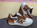 Nieuwe sneakers maat 41 Kleur wit met bruin, Wit, Nieuw, Ophalen of Verzenden, Sneakers of Gympen
