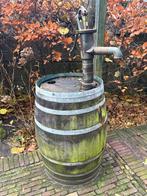 Eiken wijnvat met waterpomp, Tuin en Terras, Ophalen, Gebruikt, 75 tot 150 liter, Met pomp