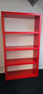 Boekenkast IKEA rood, Huis en Inrichting, Kasten | Boekenkasten, Ophalen, Kunststof, 100 tot 150 cm, Zo goed als nieuw