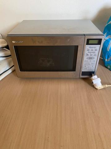 Sharp magnetron beschikbaar voor biedingen