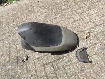  Peugeot spadfite zadel beschikbaar voor biedingen