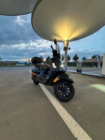 Vespa GTS 250 | 2008 | Volledig LED | Goed onderhouden beschikbaar voor biedingen