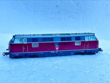 Marklin 3682 digitale diesellocomotief BR221 beschikbaar voor biedingen