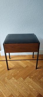 Vintage krukje waarvan klep open gaat  49.5 cm hoog 45.5, Huis en Inrichting, Slaapkamer | Nachtkastjes, Ophalen of Verzenden