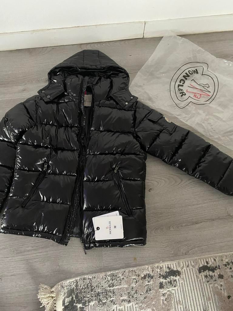 Monclerr jas, Ophalen of Verzenden, Zo goed als nieuw, Maat 48/50 (M)