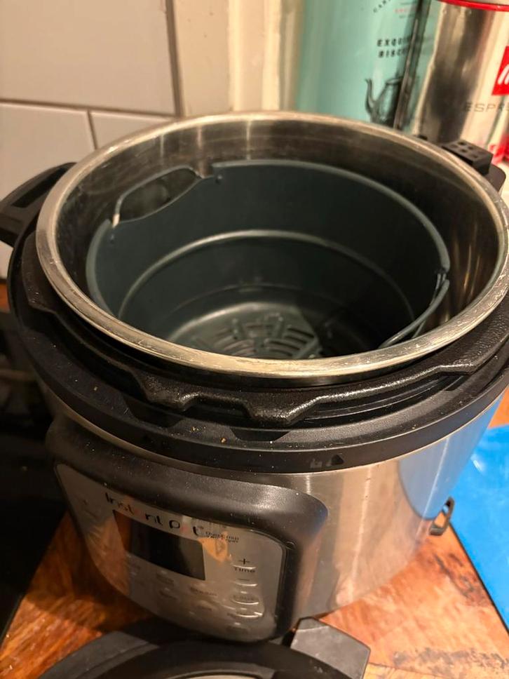 Instant Pot Duo Crisp 5,7L - Perfecte staat!, Witgoed en Apparatuur, Airfryers, Zo goed als nieuw, Airfryer, 750 t/m 999 gram