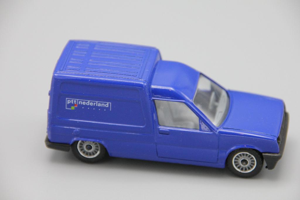 B VEREM BY SOLIDO 1989 RENAULT EXPRESS POSTES LA POSTE PTT #B1 / 150 1